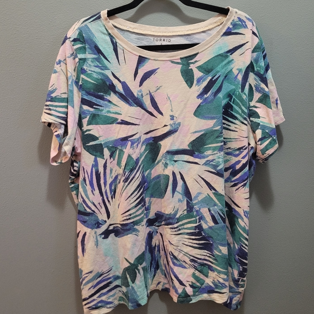 Pale Pink Tropical Print Shirt Torrid Size 3